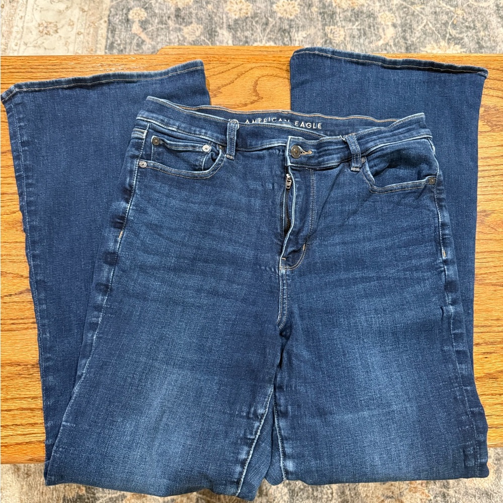 American Eagle Outfitters Women's Dark Blue Flare jeans